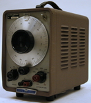 Small hp audio oscillator front